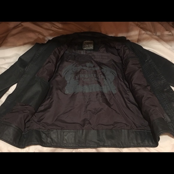 P lounge Jacket - Picture 4 of 5